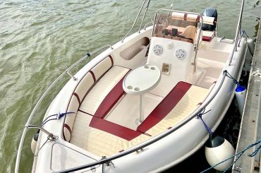 Iznajmi-camac-Fisherman-AQ-540-White-04